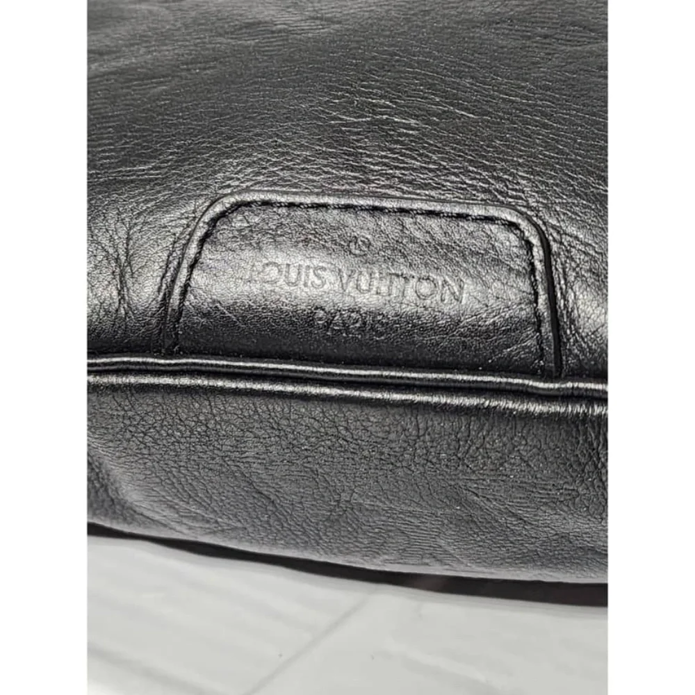 SOLD***Authentic LOUIS VUITTON Monogram Shadow Leather Discovery Bum/Waist Bag - Picture 9 of 15